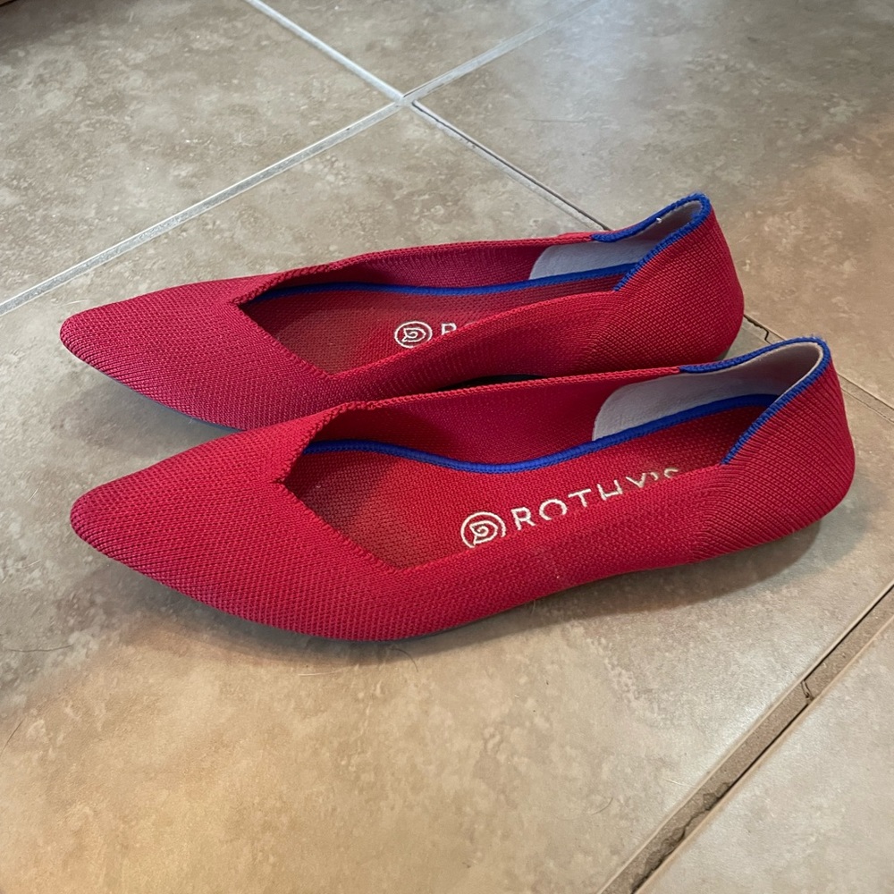Rothy's red size 7 pointed toe